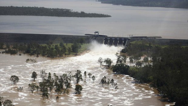 The government is considering raising Wivenhoe Dam by eight metres.