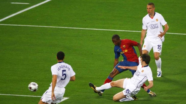 Clinical ... After Manchester United dominated the first 10 minutes of the final in Rome in 2009, Samuel Eto'o stunned his opponents to open the scoring. The Catalan side never looked back, winning 2-0 after Lionel Messi scored a rare goal with his head.