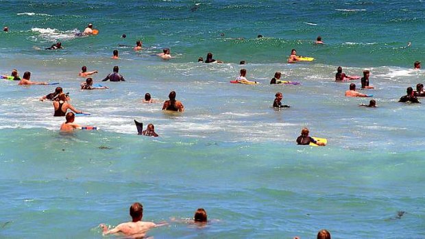 Portsea, Sorrento and Blairgowrie suffered blackouts on the weekend as Mornington Peninsula beaches were packed for the long weekend.