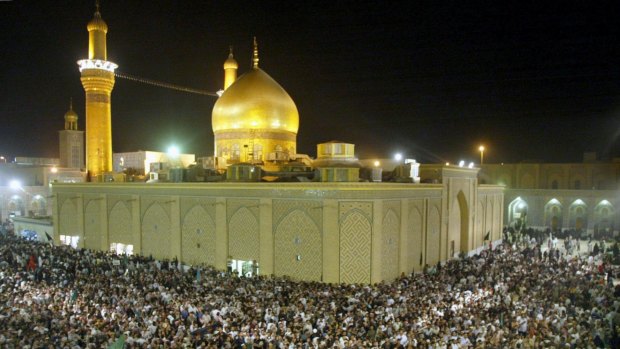 Thousands of Shiite pilgrims at the Imam Hussein mosque in April 2003, just weeks after Saddam Hussein was deposed.