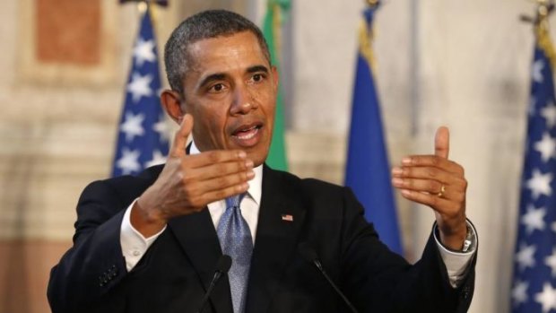 US President Barack Obama has decided not to send arms to Ukraine to help protect its borders yet.
