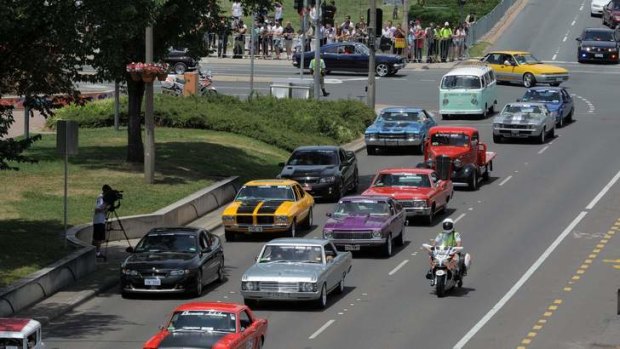 The Citycruise convoy rolls along Northbourne Avenue in Civic in 2012.