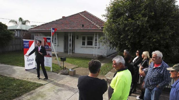 Buyers were cautious at weekend auctions.