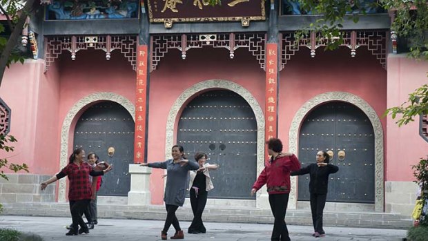 Tai Chi group at Culture Park in Chengdu, China.