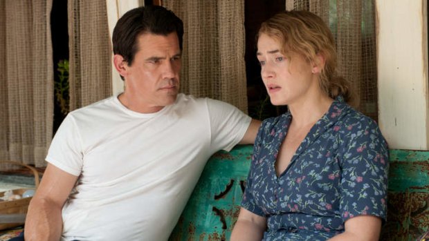 Josh Brolin, as Frank, and Kate Winslet, as Adele, in <em>Labor Day</em>.