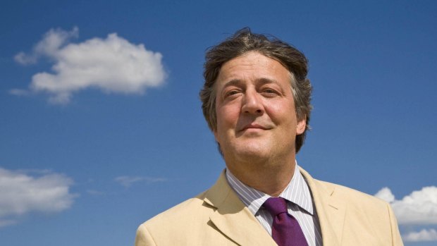 Stephen Fry is very fond both of the English vernacular and swearing a lot.