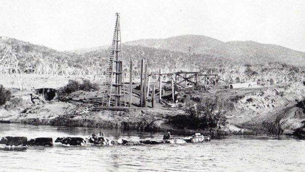 The construction of Tharwa Bridge over the Murrumbidgee River, 1894.