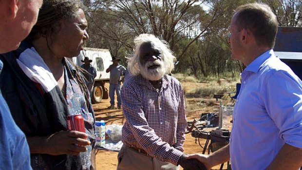 Undeterred by some local criticim, Tony Abbott yesterday met with indigenous leaders in Alice Springs.