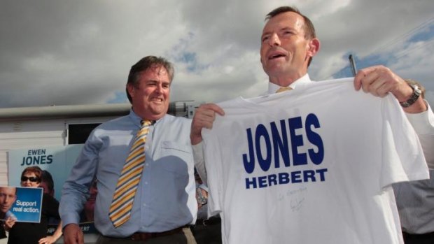 Liberal MP for Herbert, Ewen Jones, stood up for Tony Abbott in the Coalition party room after the Prime Minister was criticised for keeping his Coalition colleagues waiting.