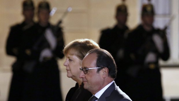 French President Francois Hollande has held recent talks with German Chancellor Angela Merkel in Paris over the campaign against Islamic State militants.