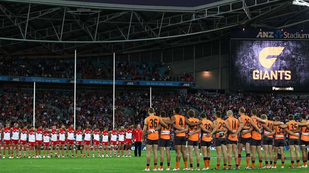 Jim Stynes remembered: The Giants and Swans observe a minute's silence in honour of the Melbourne great.