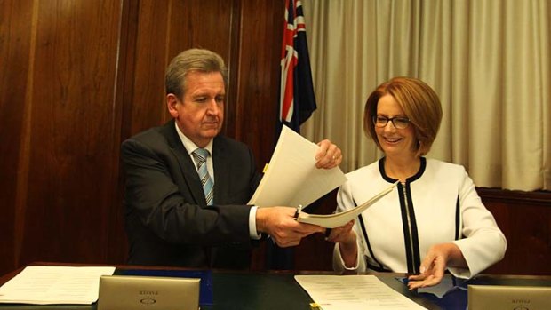 NSW Premier Barry O'Farrell and Prime Minister Julia Gillard.