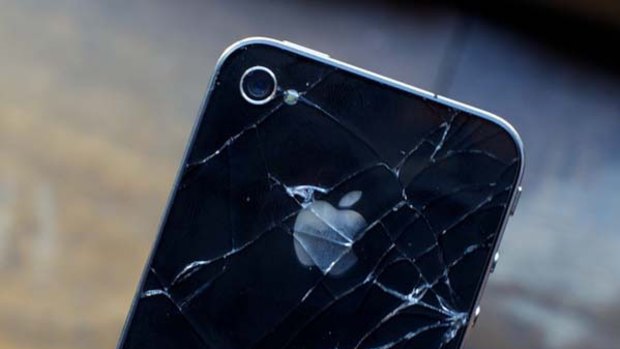 Third-party iPhone 4 cases are reportedly causing the glass back panel to crack.