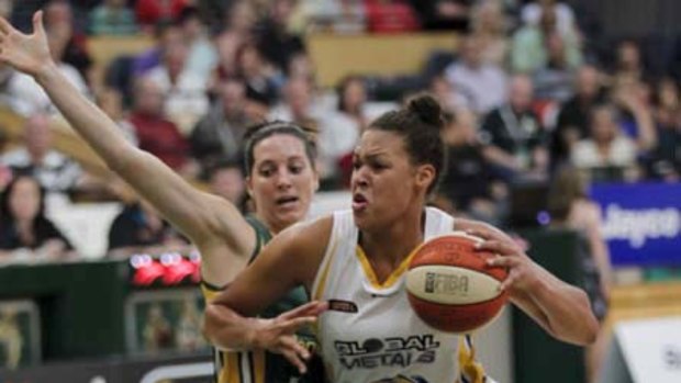 Liz Cambage was a dominant force on the court for the Boomers last night, winning praise from coach Tom Maher.