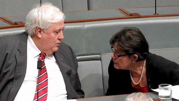 Clive Palmer and Cathy McGowan in Parliament.