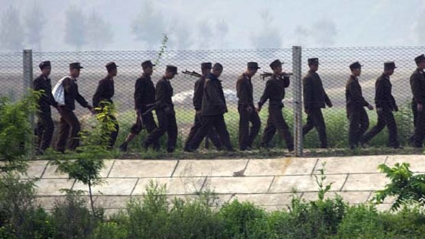 The closely guarded border between North Korea and China .