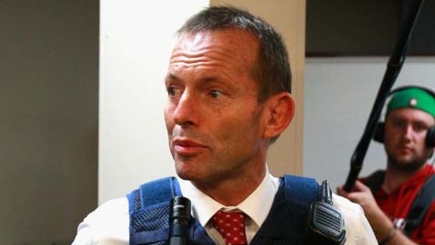 Opposition leader Tony Abbott tours Campbelltown police station