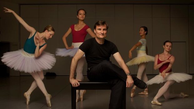 David McAllister with members of the Australian Ballet.
