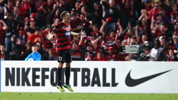 Matthew Spiranovic celebrates after the Wanderers' ACL win over Sanfrecce Hiroshima.