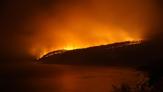 The Wye River fire, late on Christmas Day.