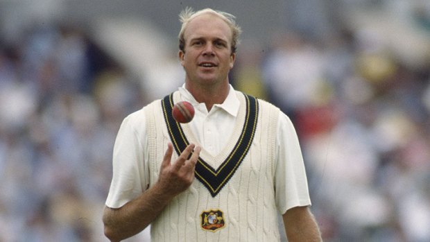 Katter's recruit ... Carl Rackemann playing cricket in 1989.