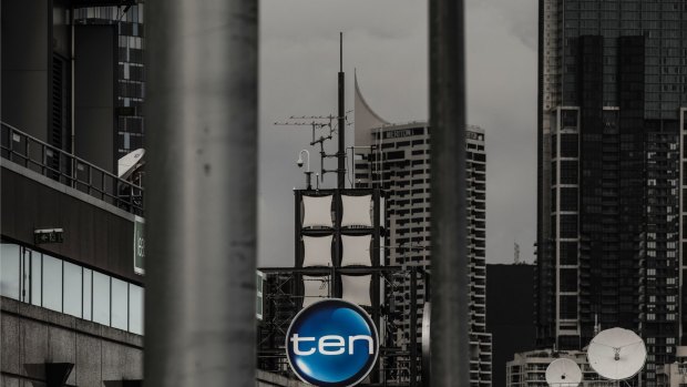 Ten Network creditors have voted to accept CBS's bid for the embattled broadcaster, rejecting a rival proposal from Bruce Gordon and Lachlan Murdoch.