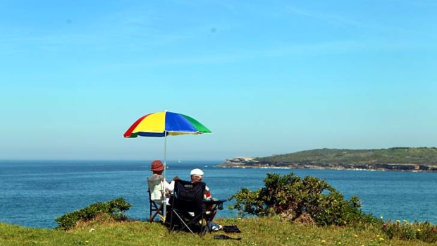 Cooling off: Sydneysiders to face another day of high temperatures and extreme fire danger.
