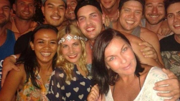 Schapelle Corby with revellers at Stakz Bar and Grill, Kuta. 