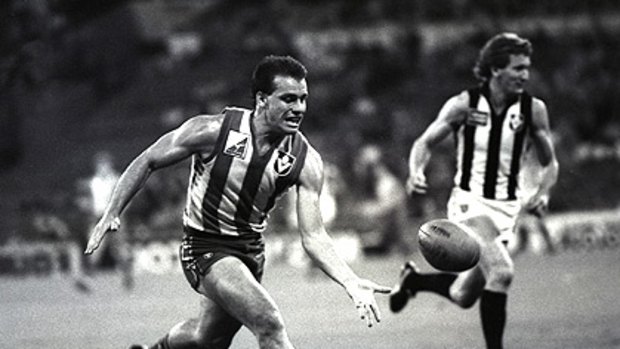 North Melbourne played in the first home and away night match in 1985.