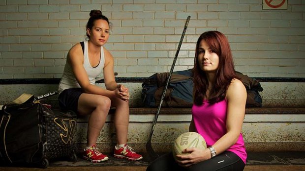 Hard yards &#8230; ice hockey players Rachael White, left, and Anna Ruut want to join the women's rugby sevens team in a bid to make it to the Olympic Games in 2016.