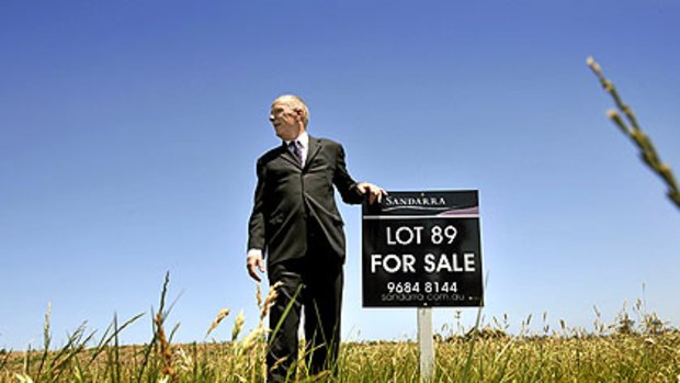 A free block of land in Carrum Downs will be presented to one EastLink Breeze tag-holder by toll road boss come lottery and real estate agent, John Gardiner.