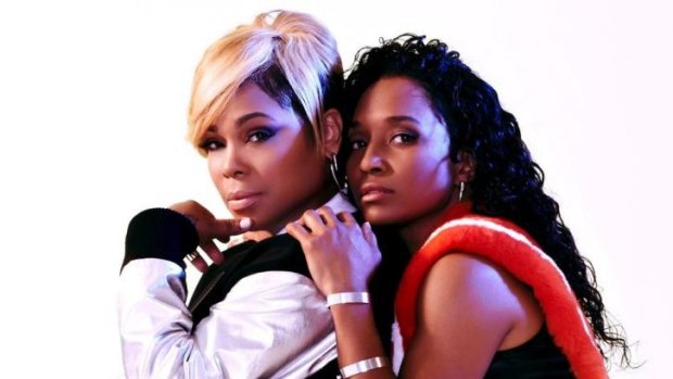 TLC brought the 90s to the Enmore on Friday night.