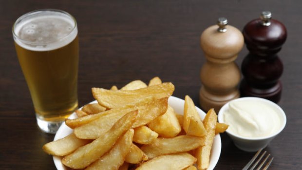 Handcut chips with aioli from the the Wayside Inn, South Melbourne.