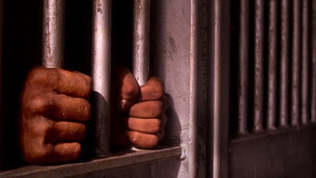 There are calls for a police prisons unit as drugs becoming more rife amongst prisoners in WA.