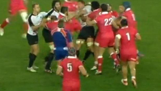 The fight erupts following a high tackle off the back off a lineout.