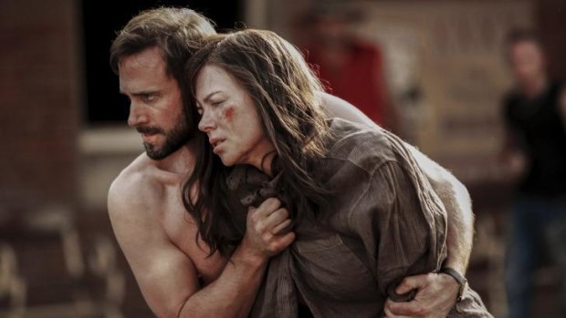 Joseph Fiennes and Nicole Kidman play a couple whose teenage children go missing in <Strangerland</>. 