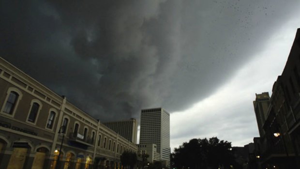A terrifying storm looms over New Orleans as it becomes a ghost town.