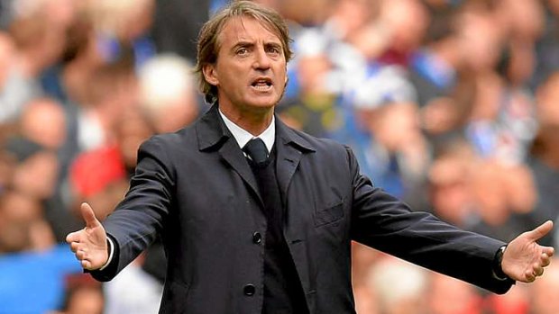 On the outer: Roberto Mancini.