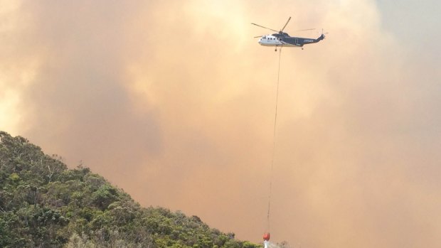As fires raze hundreds of homes in WA towns such as Yarloop, authorities have encouraged residents to evacuate unless they were confident they could defend their homes. 