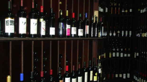 Smartphone apps can help you choose the right wine.