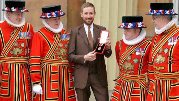 Sir Bradley Wiggins with the  Yeomen of the Guard.
