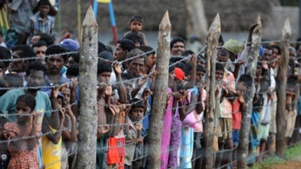 Sri Lankans Face Grim Task Beyond The Wire 