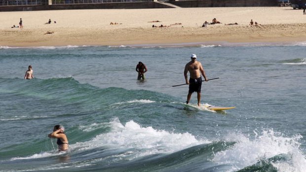 Autumn heatwave: Sydneysiders enjoy the warm weather at Bondi Beach.