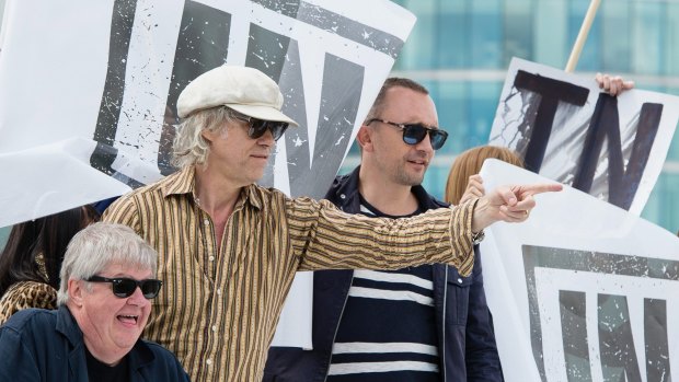 Pop star Bob Geldof joins the 'In' campaign on a very strange day in British politics. 