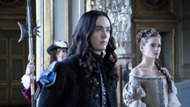 "Versailles" takes bodice-ripping to new heights.