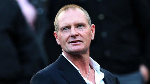 Former English soccer star Paul Gascoigne has admitted himself for treatment in the US.