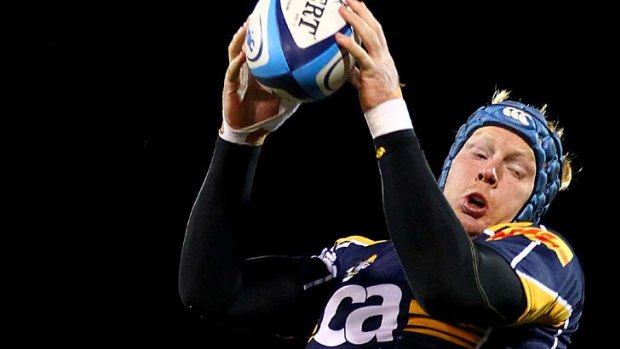 Peter Kimlin has re-signed with the Brumbies.