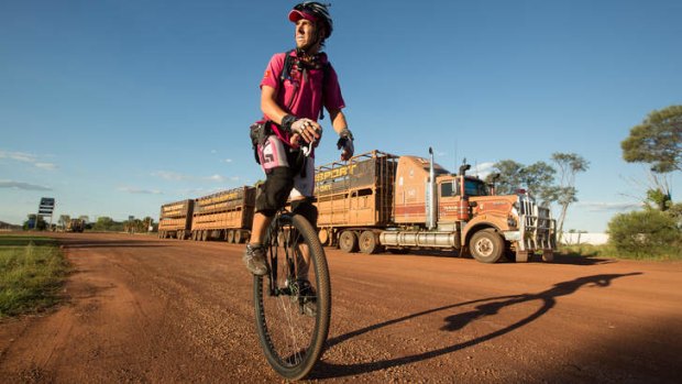 Actor come Transcontinental Unicyclist Samuel Johnson at Daly Waters, 600 km south of Darwin on his round Australia Unicycle Ride inspired by his sisters battle with breast cancer.