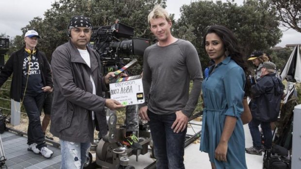 Director and producer Anupam Sharma, former cricketer Brett Lee and actress Tannishtha Chatterjee on the set of the film <i>Uniindian</i>.