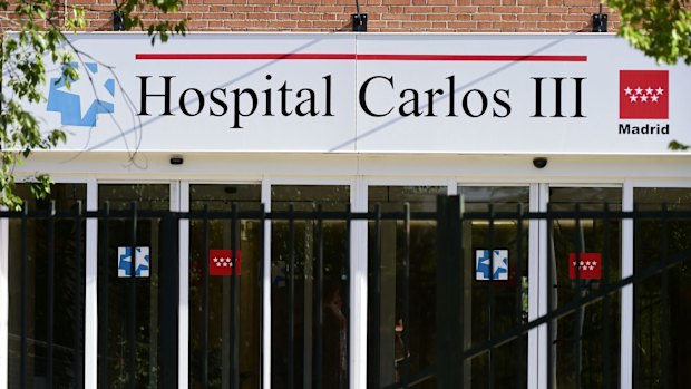 The nurse worked at Madrid's Hospital Carlos III.